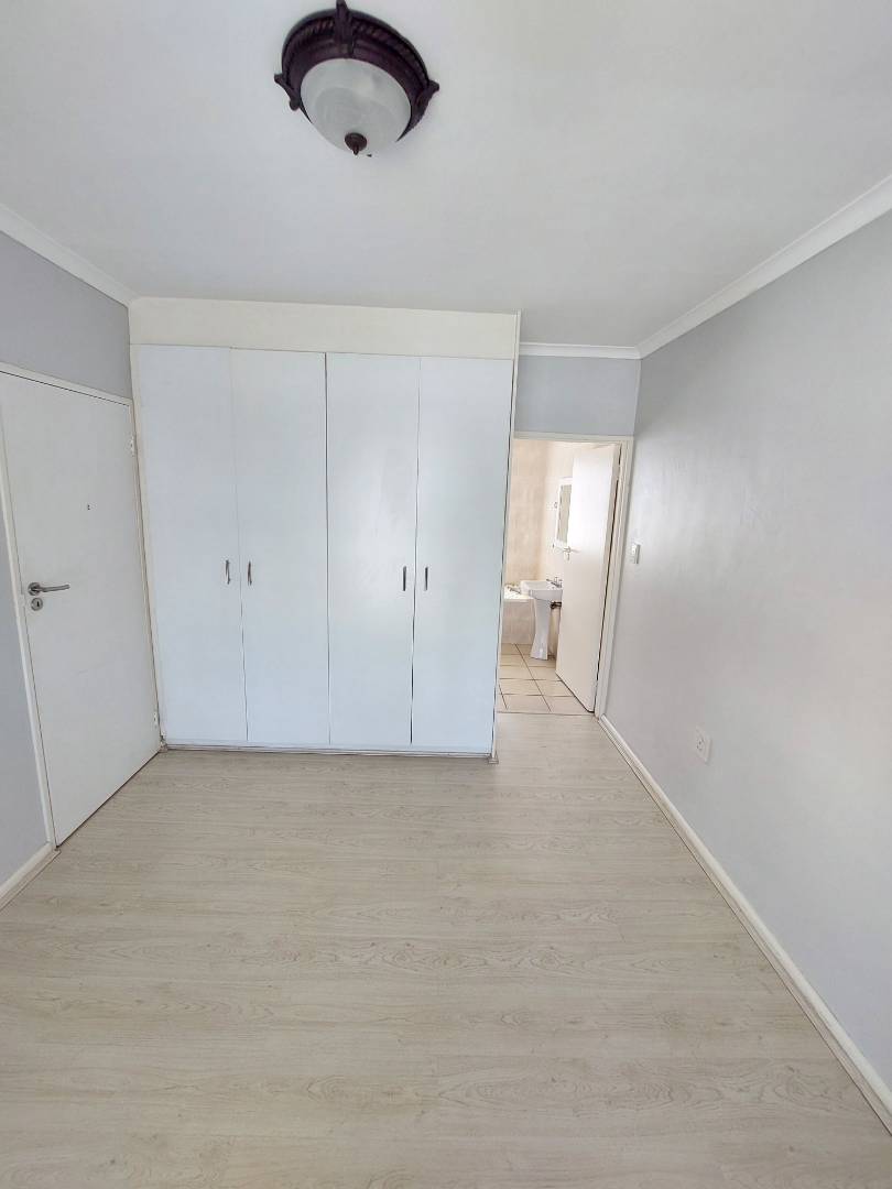 To Let 1 Bedroom Property for Rent in Big Bay Western Cape